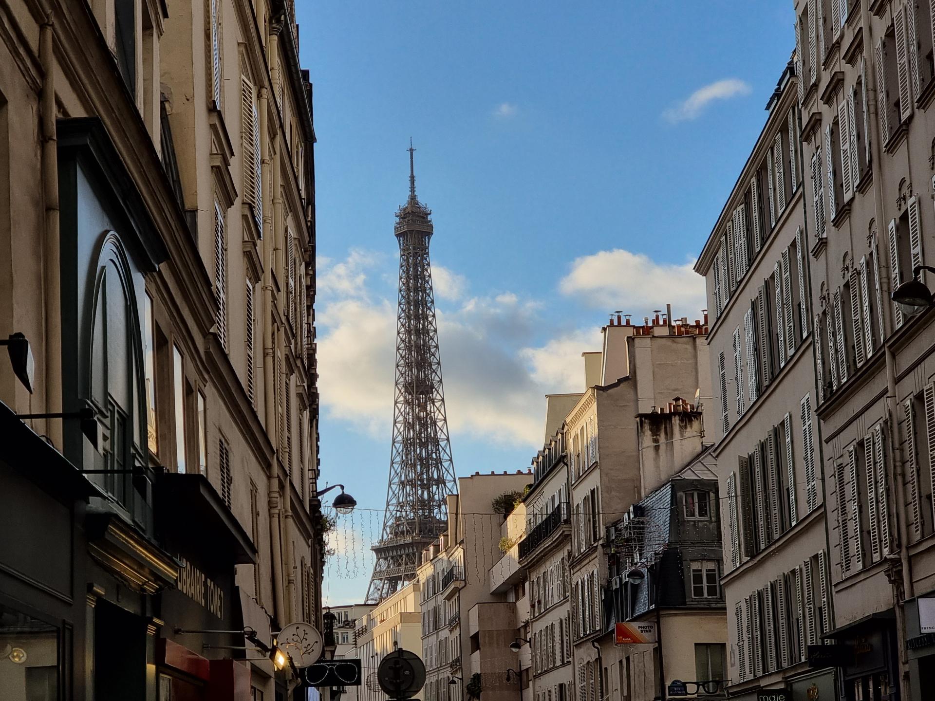 paris quartier gros caillou